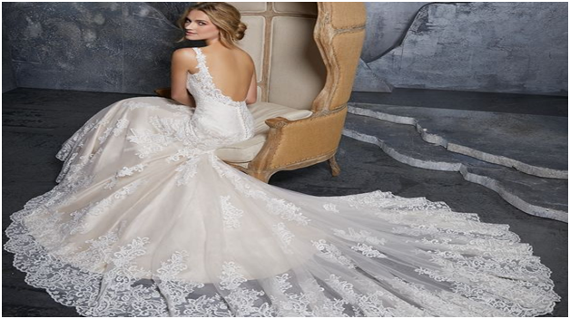 DIFFERENT WAYS TO LOOK STUNNING IN A WEDDING DRESSES